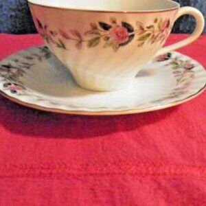 CREATIVE Fine China of Japan Regency Rose Teacup and saucer Great Condition